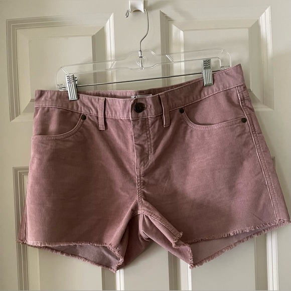 Carve Designs Dusty pink Corduroy Shorts frayed hem Mid Rise 4 Inch size 8 - Picture 1 of 7